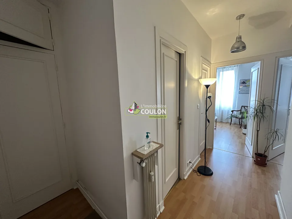 Location Résidence Beaumarchais Montesquieu 9 rue Beaumarchais CLERMONT-FERRAND - Immobiliere Coulon - photo 2
