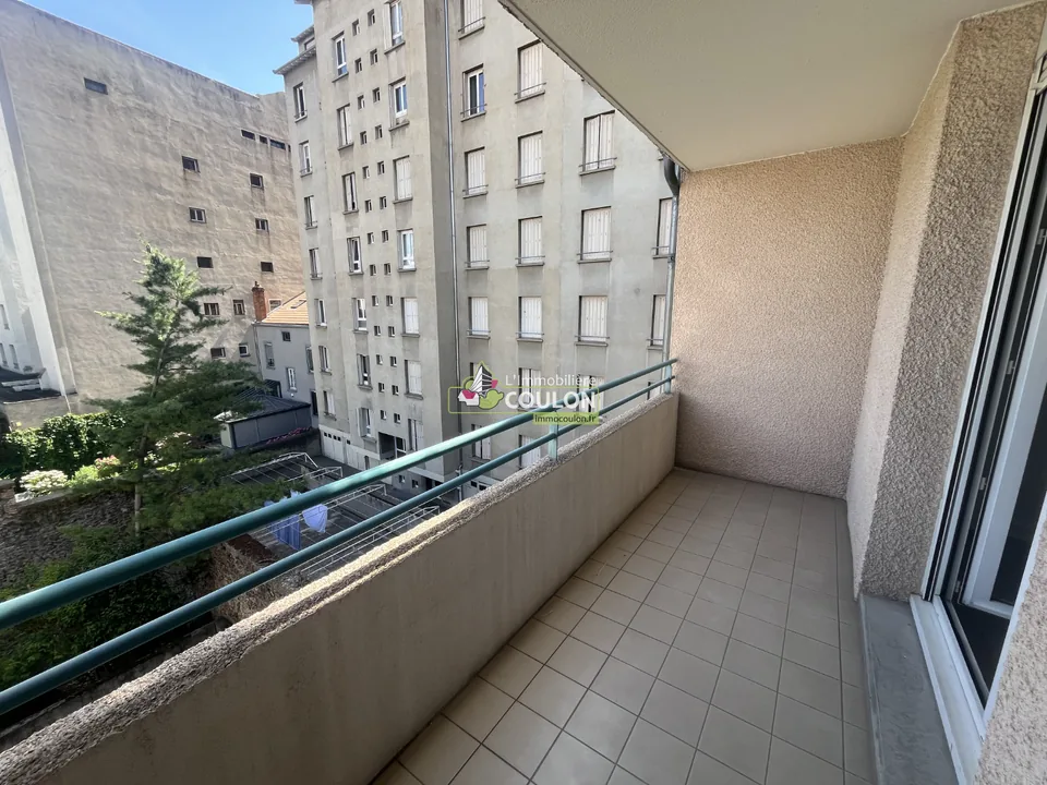Location Résidence Anthéa 17 rue Beaurepaire CLERMONT-FERRAND - Immobiliere Coulon - photo 8