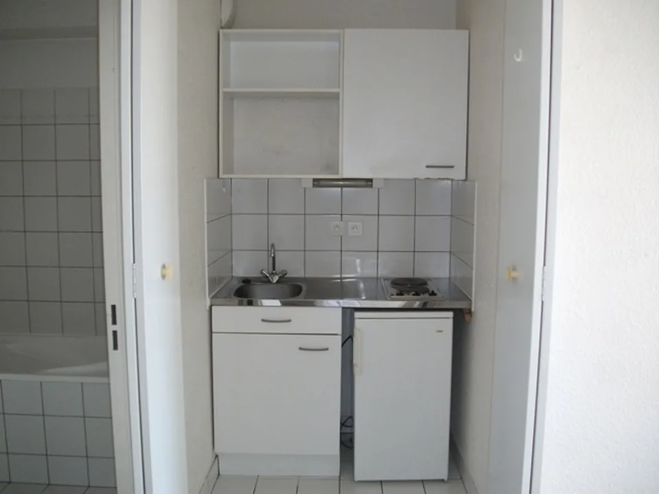 Location Résidence Les Facs Côte Blatin - Bât. B 6 boulevard Côte Blatin CLERMONT-FERRAND - Immobiliere Coulon - photo 4