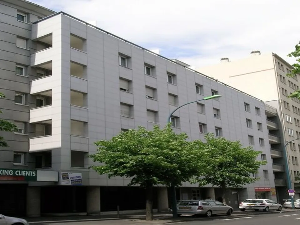 Location   6 boulevard Côte Blatin CLERMONT-FERRAND - Immobiliere Coulon - photo 8
