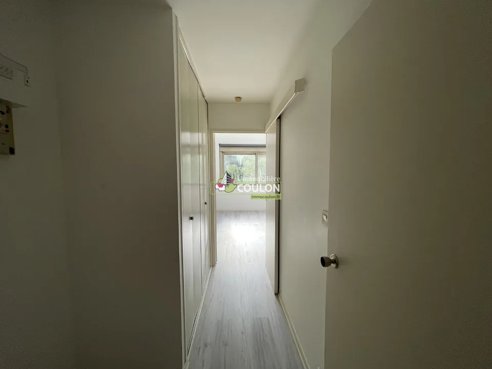 Location Résidence Les Jardins d'Europe 5 Avenue Valéry Giscard d'Estaing CHAMALIERES - Immobiliere Coulon - photo 6