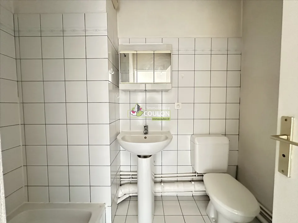 Location Résidence Les Facs Côte Blatin - Bât.A 15 rue de Romagnat CLERMONT-FERRAND - Immobiliere Coulon - photo 11