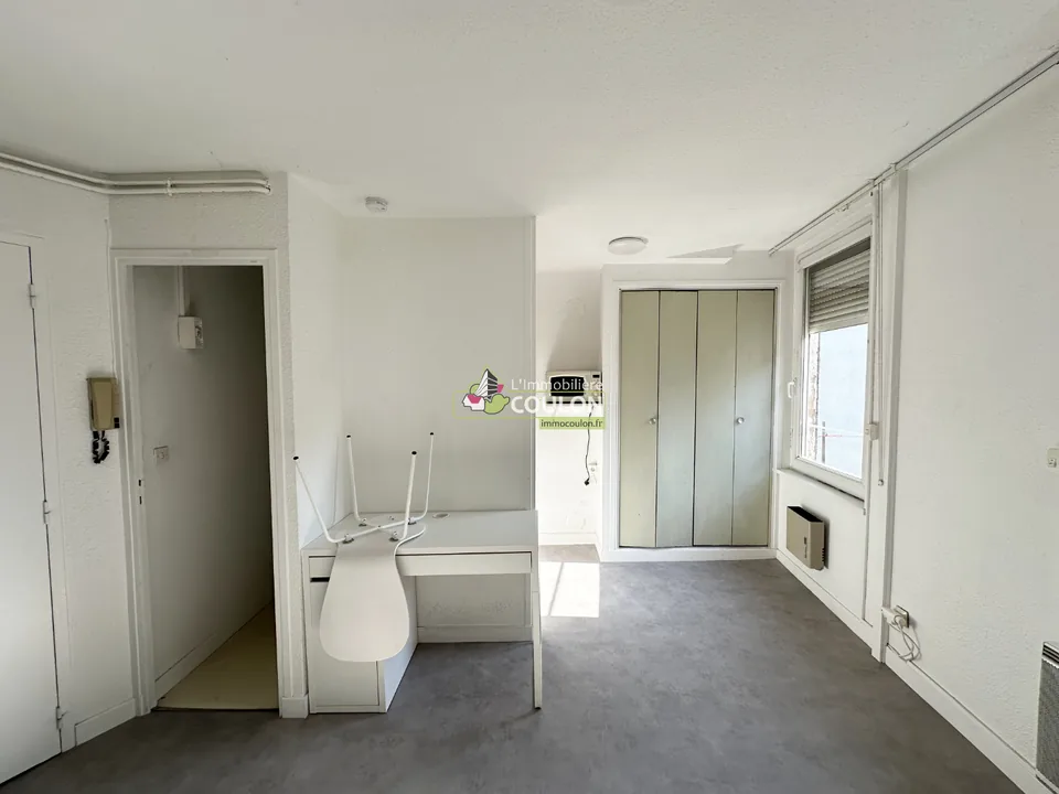 Location Résidence Le Clémenceau 7 rue Desgeorges CLERMONT-FERRAND - Immobiliere Coulon - photo 2
