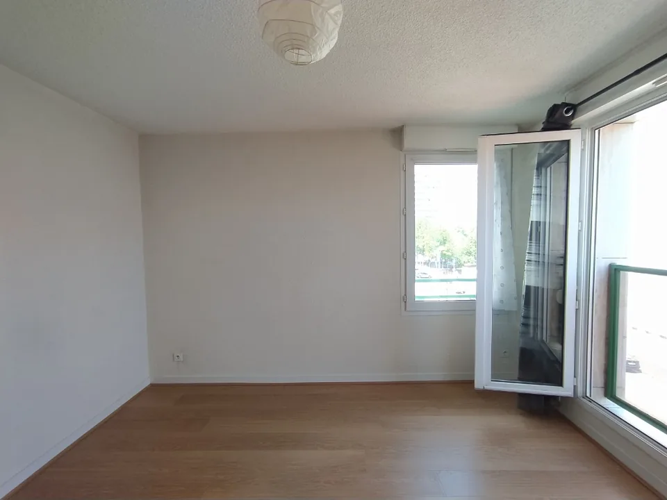 Location Résidence Les Florentines 13 rue du 8 mai 1945 CLERMONT-FERRAND - Immobiliere Coulon - photo 6