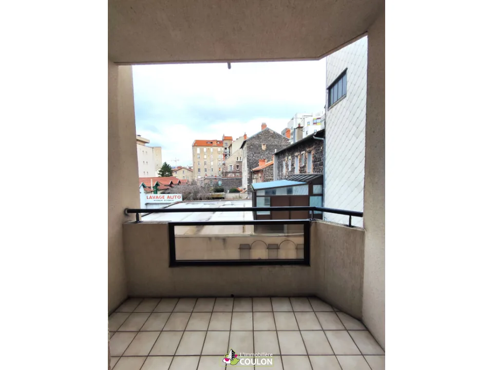 Location Résidence d'Estrées 16 rue Eugène Gilbert CLERMONT-FERRAND - Immobiliere Coulon - photo 9