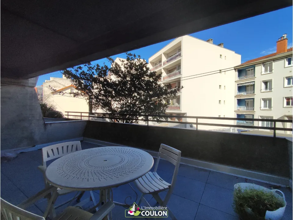 Location Résidence La Source Vive 20 avenue Jean Jaurès CHAMALIERES - Immobiliere Coulon - photo 2