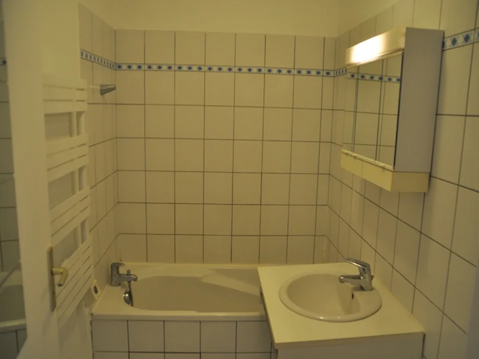 Location Résidence Le 9 Bd Pasteur 9 boulevard Pasteur CLERMONT-FERRAND - Immobiliere Coulon - photo 6