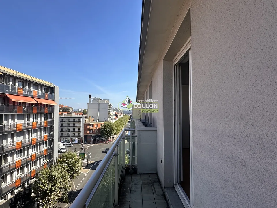 Location Résidence Le 9 Bd Pasteur 9 boulevard Pasteur CLERMONT-FERRAND - Immobiliere Coulon - photo 10