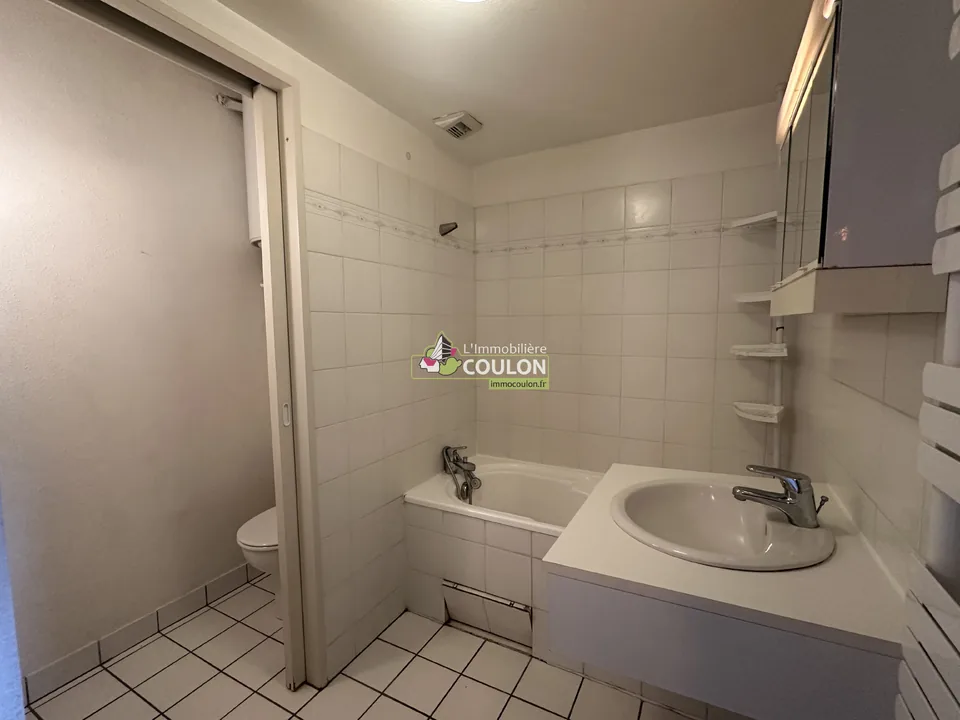 Location Résidence Le Carré des Lys - Bât. A 18 rue Morel Ladeuil CLERMONT-FERRAND - Immobiliere Coulon - photo 9