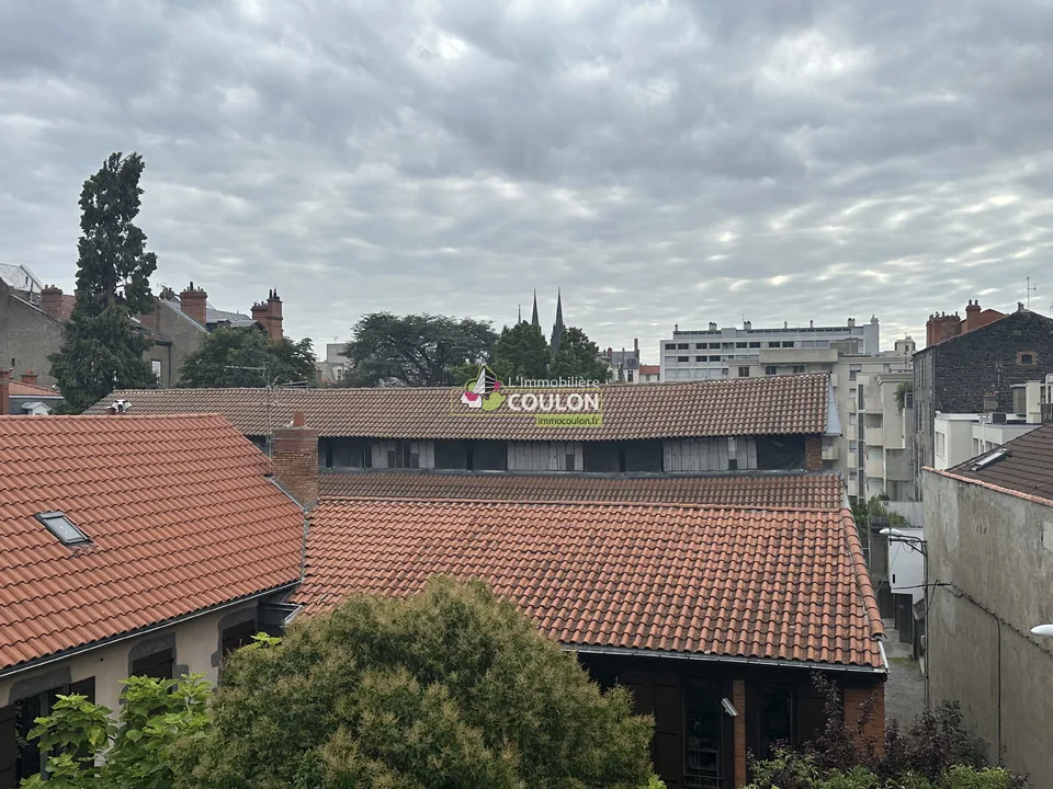 Location Résidence Le Carré des Lys - Bât. A 18 rue Morel Ladeuil CLERMONT-FERRAND - Immobiliere Coulon - photo 10