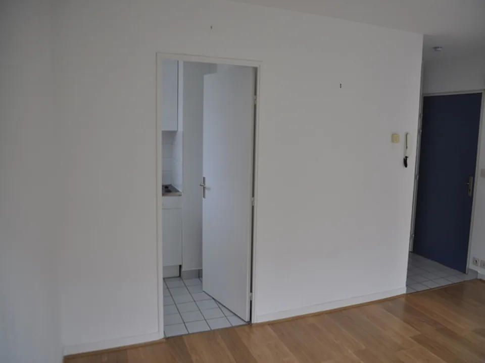 Location Résidence Les Facs St-Jacques 29-31 rue du Pont St-Jacques CLERMONT-FERRAND - Immobiliere Coulon - photo 5