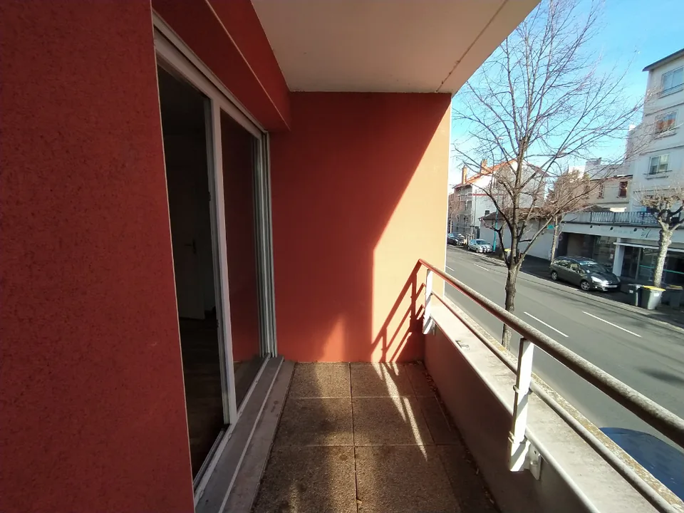 Location Résidence L'ORANGERAIE 68 boulevard Lavoisier CLERMONT-FERRAND - Immobiliere Coulon - photo 11