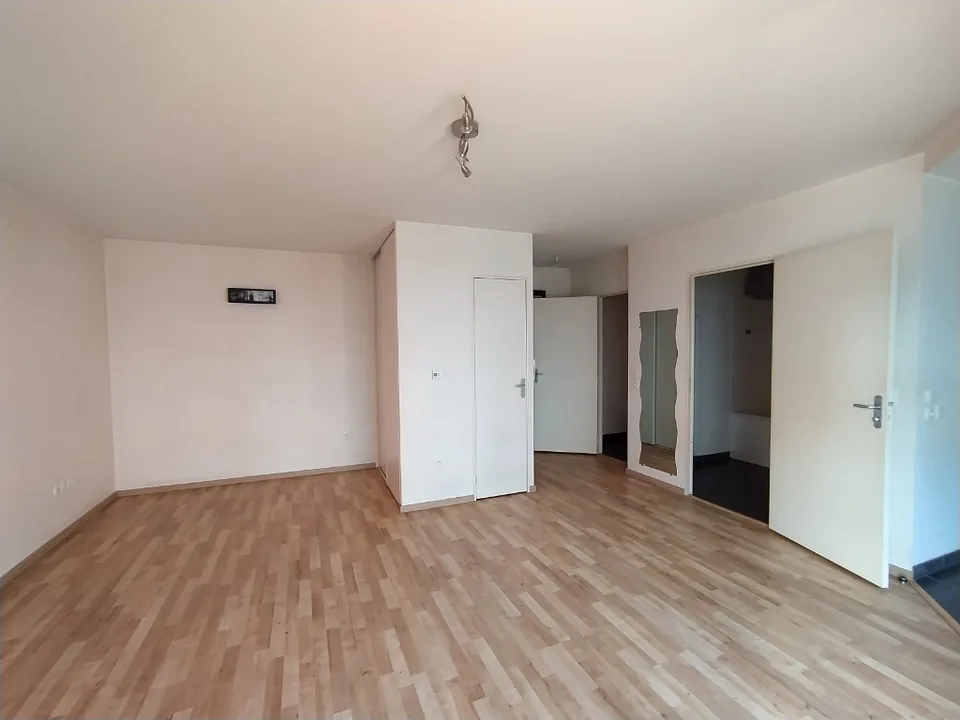 Location Résidence L'ORANGERAIE 68 boulevard Lavoisier CLERMONT-FERRAND - Immobiliere Coulon - photo 2