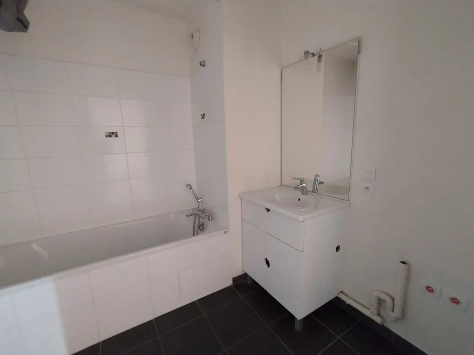 Location Résidence L'ORANGERAIE 68 boulevard Lavoisier CLERMONT-FERRAND - Immobiliere Coulon - photo 13