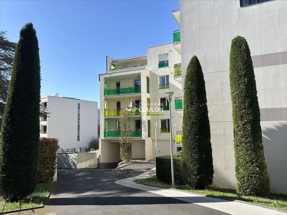 Location Résidence Central Facs 62 rue du Pont Saint-Jacques CLERMONT-FERRAND - Immobiliere Coulon - photo 11