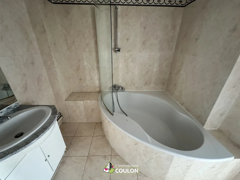 Location Résidence Pasteur 27 rue Eugène Gilbert CLERMONT-FERRAND - Immobiliere Coulon - photo 16