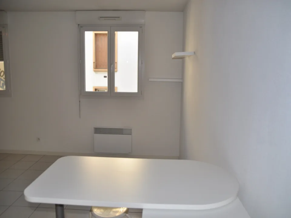 Location Résidence Théo 9 rue Gustave Nadaud CLERMONT-FERRAND - Immobiliere Coulon - photo 5