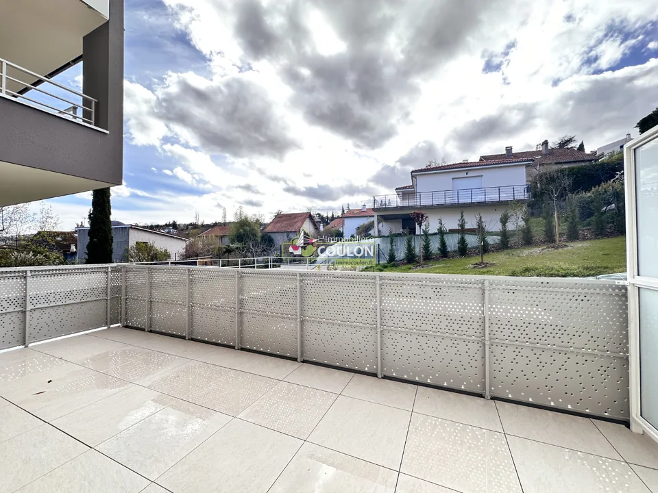 Location Résidence MONTFLEURY 7 rue d'Orcines CLERMONT-FERRAND - Immobiliere Coulon - photo 7