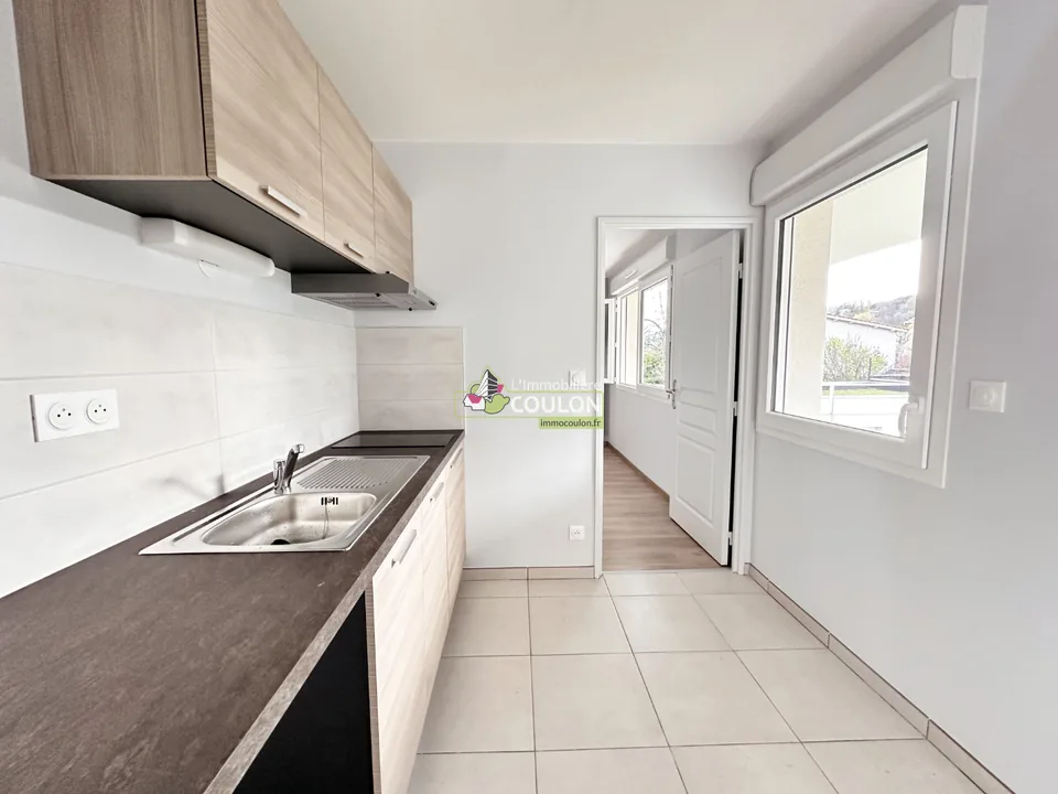 Location Résidence MONTFLEURY 7 rue d'Orcines CLERMONT-FERRAND - Immobiliere Coulon - photo 9