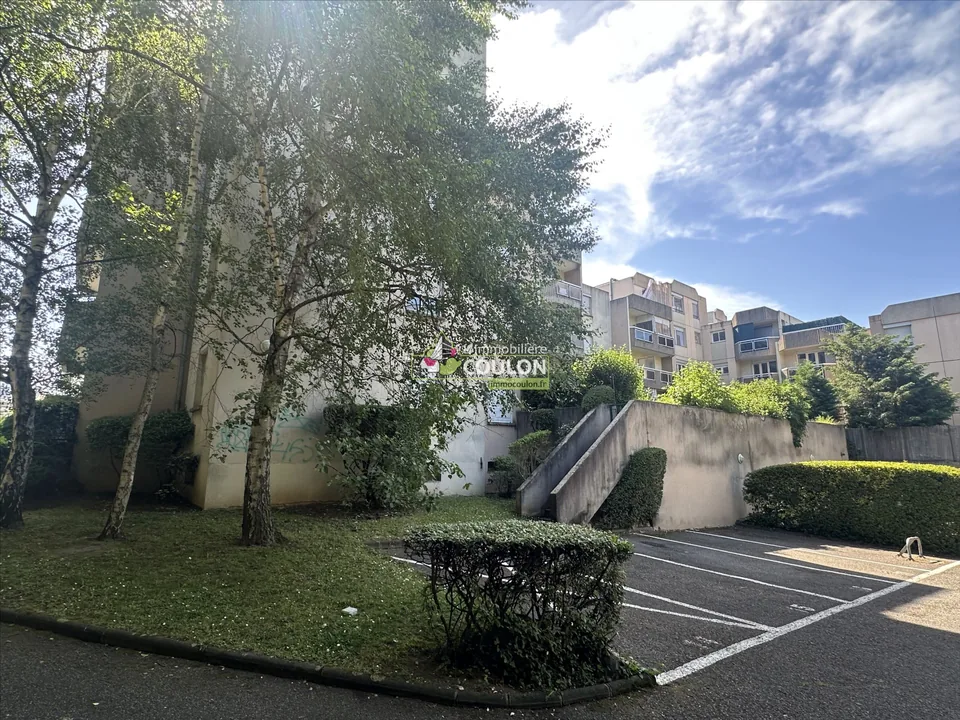 Location Résidence Le Coralys 21 rue de la Rotonde CLERMONT-FERRAND - Immobiliere Coulon - photo 3