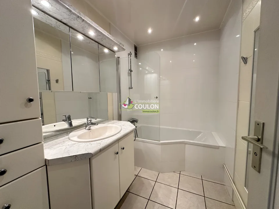 Location Résidence LES VIGNES 4 rue des Vignes CHAMALIERES - Immobiliere Coulon - photo 16