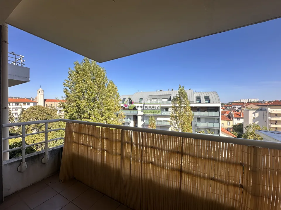 Location Résidence Le Montebello 11 rue Roberval CLERMONT-FERRAND - Immobiliere Coulon - photo 3